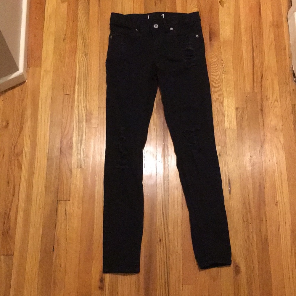 levi low-rise ripped skinny jeans